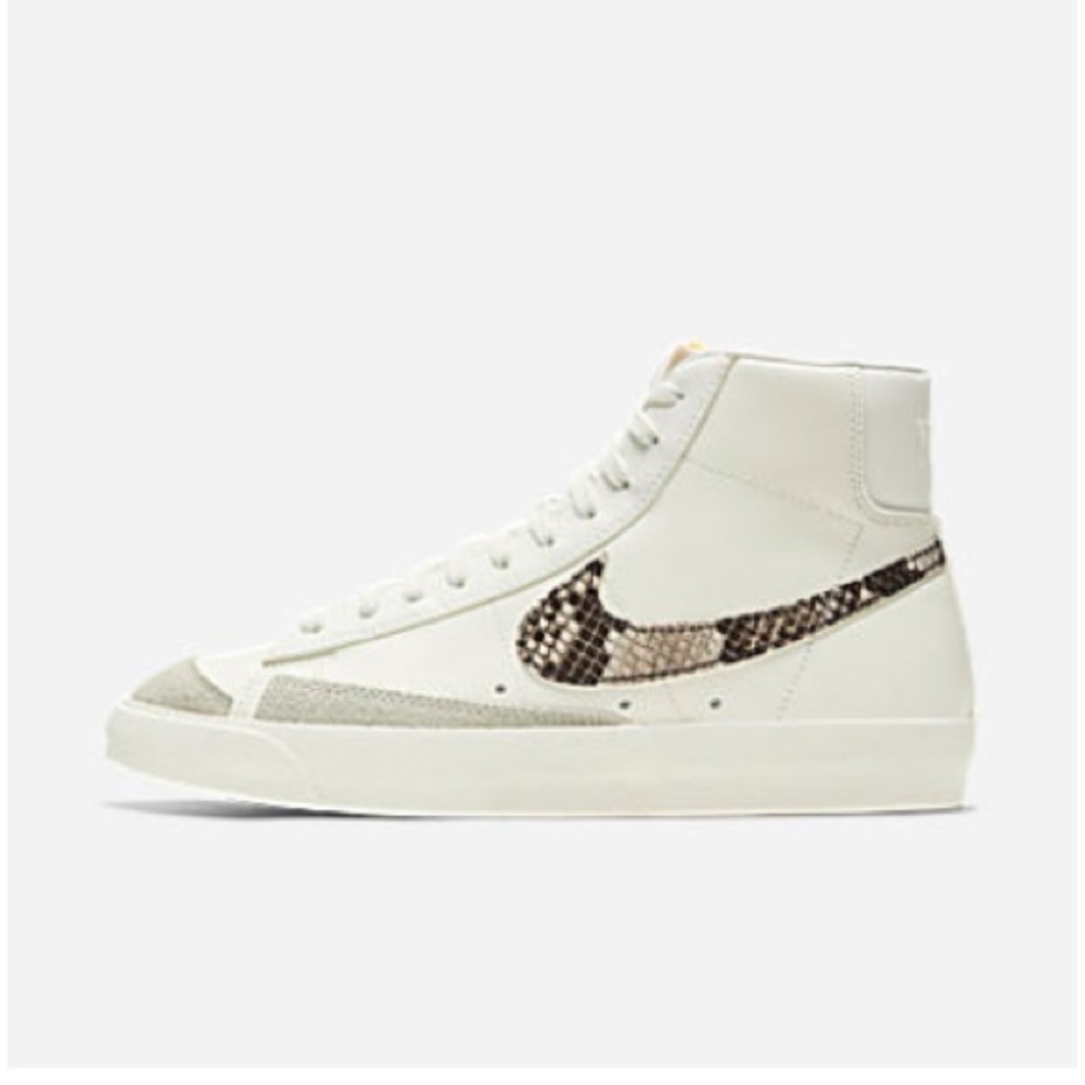 Nike Mid Blazer ‘77 SE